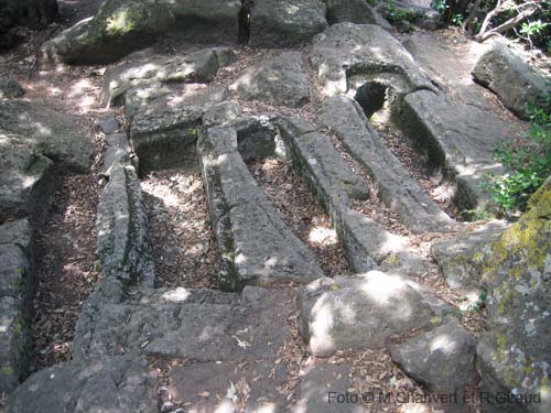 pantelleria_archeologia_tombe3457.jpg