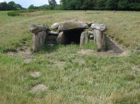 ancient-burial-hut-outisde.jpg