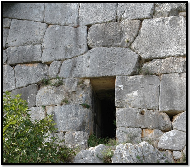 Cyclopean-Ruins-Norba-Italy-7.jpg