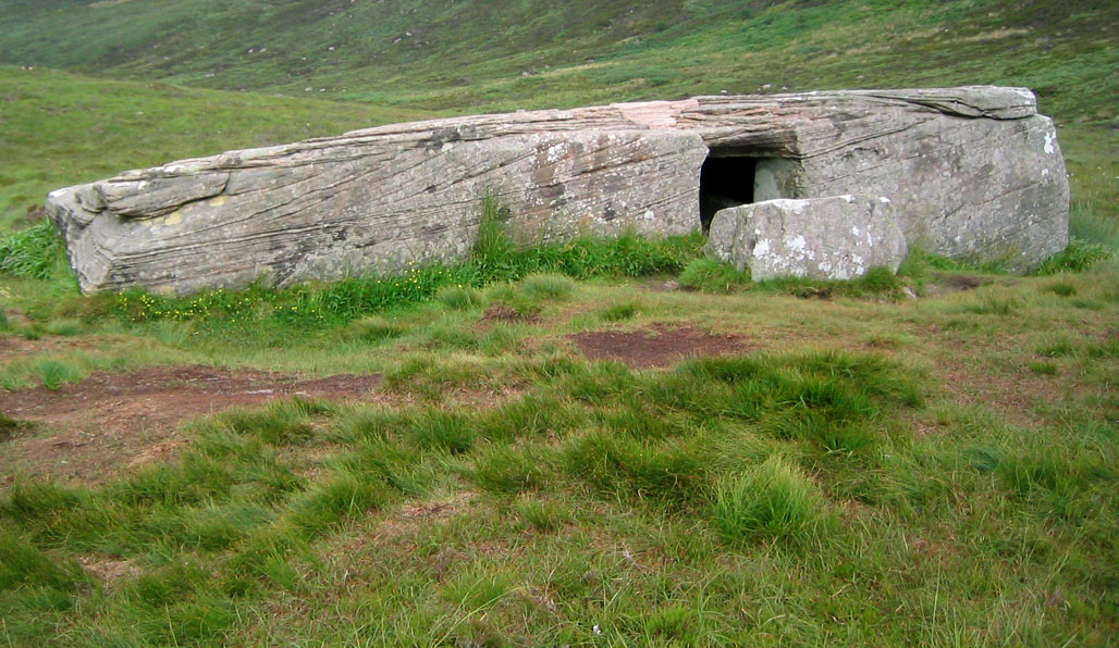 dwarfie-stane-hoy-orkney-is.jpg