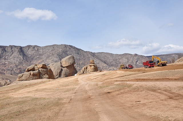 turtle_rock_road_construction_20110704.jpg