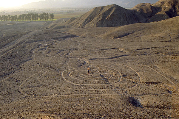 nazca-lines-groundlevel-peru.jpg