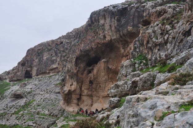 cave-above-nahal-mikhmas.jpg