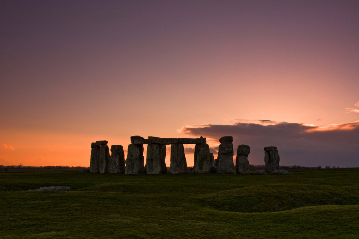 sunset-stonehenge.jpg